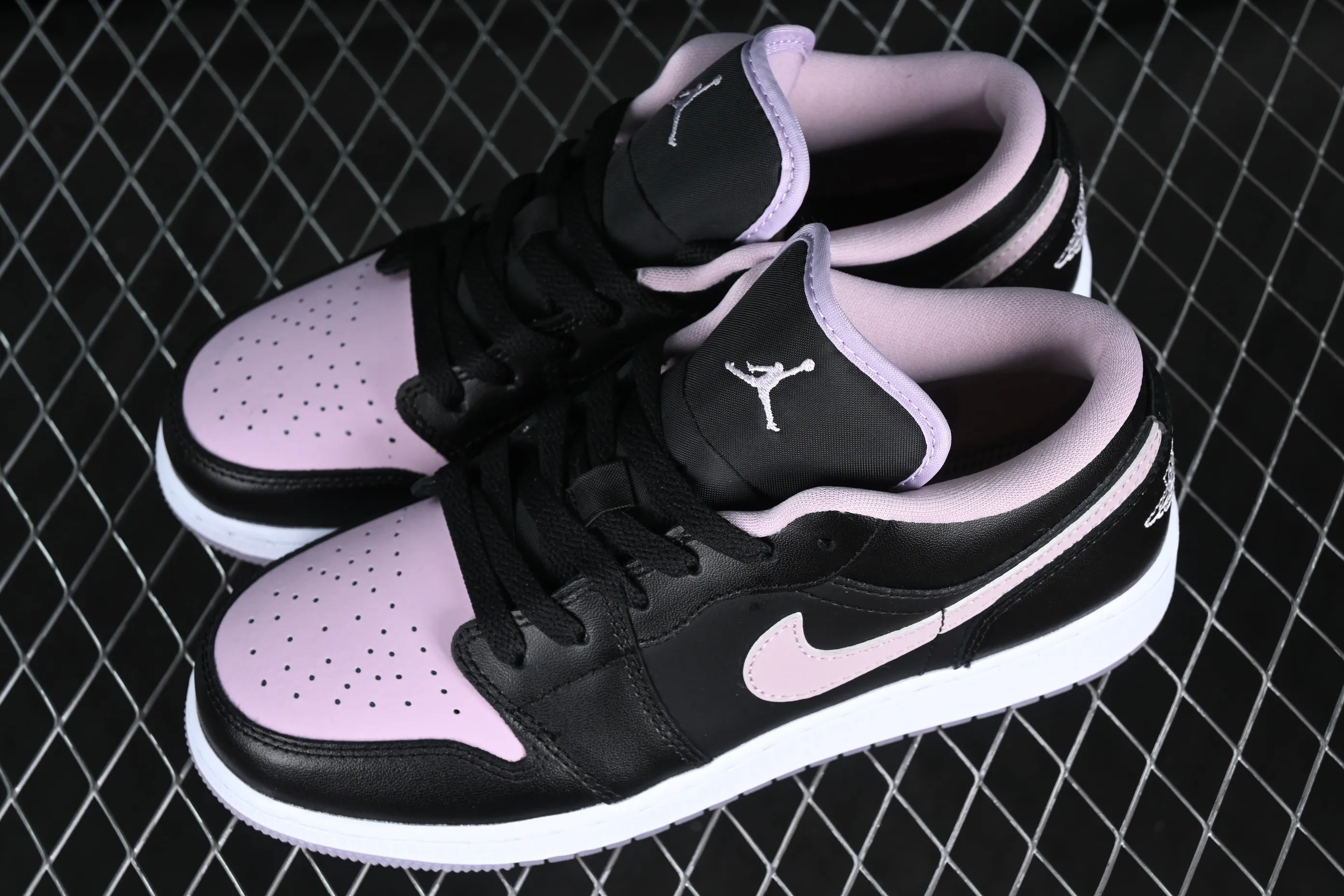 All categories Air Jordan Jordan series basketball shoes Air Jordan 1 Low G version pure original Air Jordan 1 Low AJ1 Joe 1 black powder low-top cultural casual sneakers DV1333-051